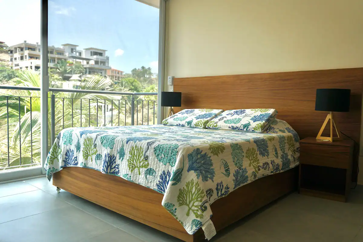 Apt 1